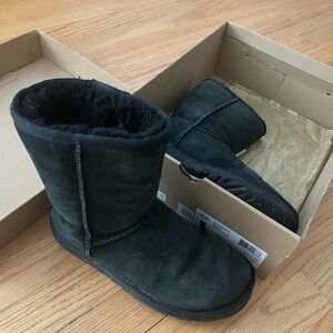 UGG Women's Classic Short Black Boots